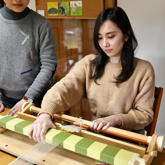 手織り制作体験